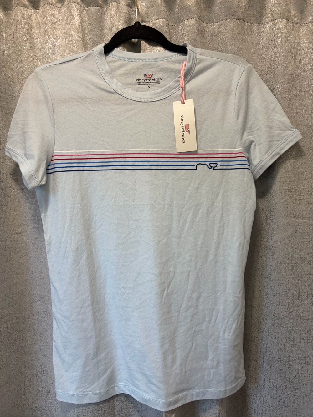 Vineyard Vines Light Blue Short Sleeve Tee with Red & Navy Stripes NWT S